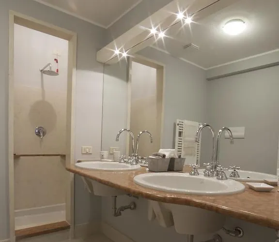 Couette-café Gallery 3*